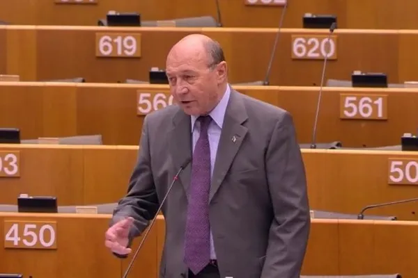 Traian Băsescu, la Realitatea PLUS: „Nu aș face din Ponta chiar monumentul plagiatorului. Discutăm de un fenomen care la un moment dat a cuprins toată administrația”