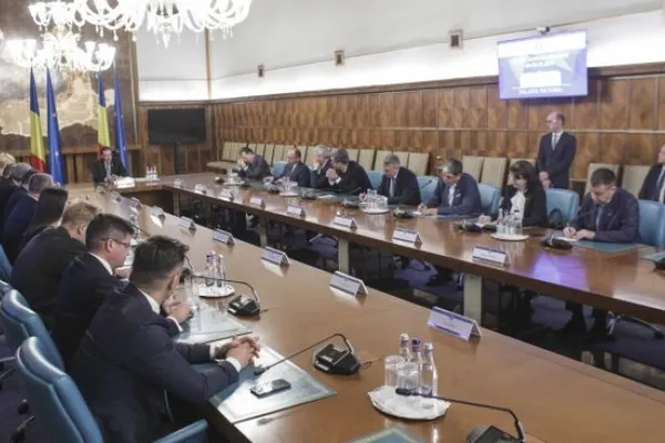 Fostul consul de la Milano dă în judecată Guvernul Orban
