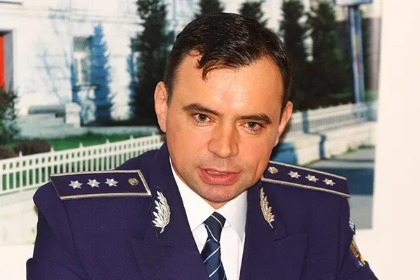 UMPMV - Bogdan Despescu anunță creșterea controalelor polițiștilor cu echipe canine în aeroporturi