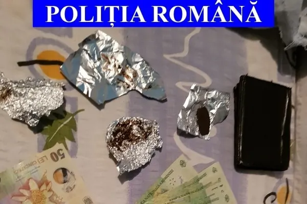 Rețea de traficanți de droguri din Bocșa, desființată de DIICOT. Ce captură au făcut polițiștii