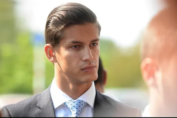 Fiul lui Adrian Năstase nu a așteptat să-l dea Ludovic Orban afară de la Guvern