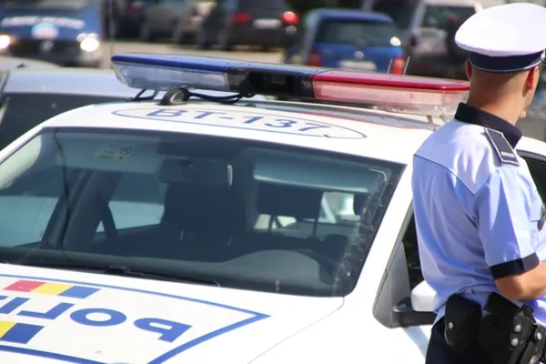 Focuri de armă în Blejoi! Un șofer a încercat să fugă de polițiști