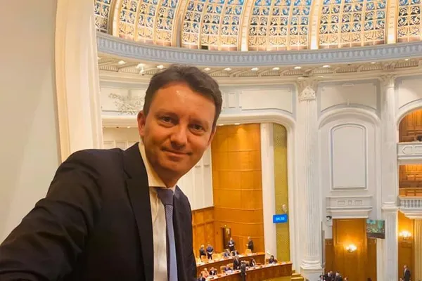 Siegfried Mureșan intervine în scandalul planșeului de la Unirea: Încălcarea legii nu poate fi o opțiune. Argumentația primarului Daniel Băluță este populistă