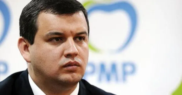 Un lider politic solicită eliminarea tuturor pensiilor speciale: ”Recesiunea bate la uşă”