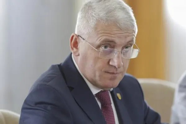 Adrian Țuțuianu este noul preşedinte al Autorităţii Electorale Permanente