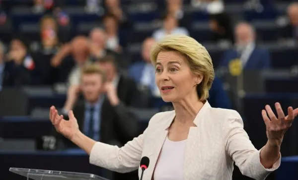 Ursula von der Leyen a găsit soluția. Comisia Europeană „promovează”, nu protejează