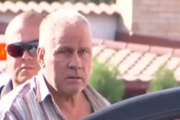 Fiul lui Gheorghe Dincă este căutat de polițiști, după ce a agresat mai mulți jurnaliști