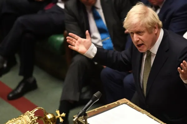 BREXIT: Accesul cetăţenilor din ţările Uniunii Europene pe teritoriul Marii Britanii va fi permis doar în baza paşapoartelor. Când intră în vigoare
