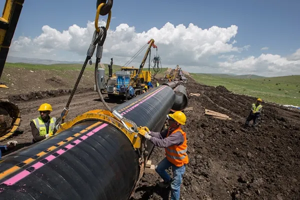 Rusia spune „adio” gazelor în Europa. Tocmai a semnat pentru „Forța Siberia” cu China. Gazoductul va înlocui „Nord Stream”