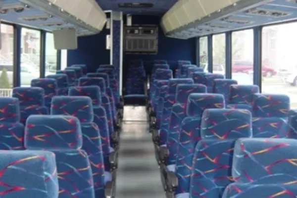 Autobuz plin cu muncitori, implicat într-un grav accident, în jud. Prahova: o victimă