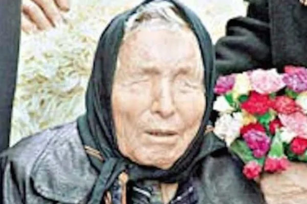 Schimbările extraordinare prezise de Baba Vanga pentru 2024. Detronarea lui Putin, mesaje de la extratereștri și leac pentru cancer