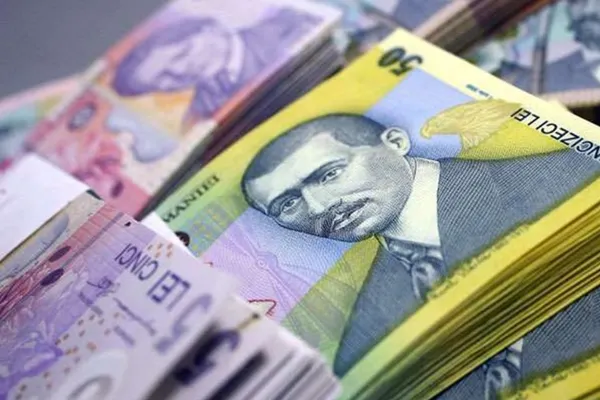 România pe datorie. Gaura din buget a ajuns la aproape 53% din PIB. De unde a luat statul cei mai mulți bani de împrumut