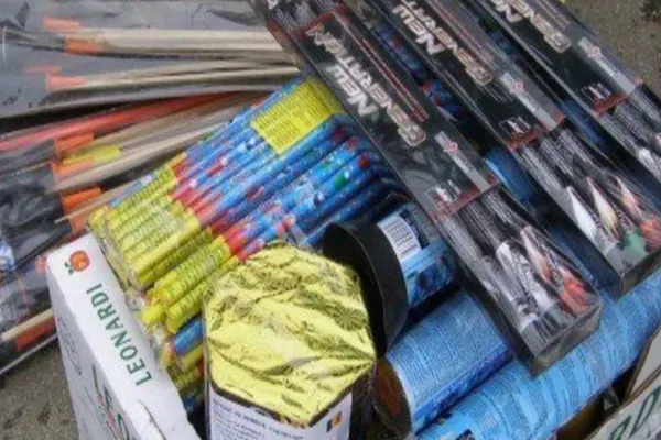 Captură record! Peste 700 kg de articole pirotehnice confiscate de polițiști în minivacanța de Crăciun