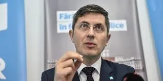 Barna acuză PSD, UDMR și deputații minorităților că au blocat proiectul USR privind alegerea primarilor în două tururi