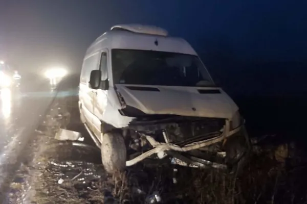Minoră însărcinată, rănită într-un accident rutier