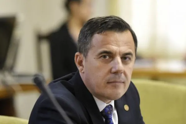 Încă un deputat a părăsit grupul parlamentar al PNL: „Criza guvernamentală a fost creată artificial, din ambiţii prosteşti”