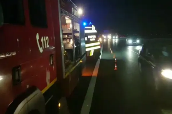 VIDEO Accident mortal pe A 1! Pieton sfârtecat de mașină