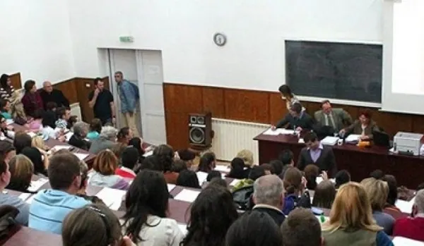 Ministerul Sănătății organizează o sesiune extraordinară a examenului de rezidențiat. LISTA POSTURILOR