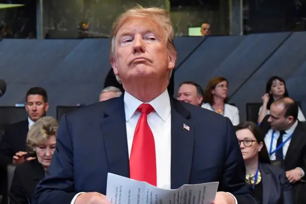 Trump a blocat ajutorul de 400 de milioane de dolari pentru Ucraina