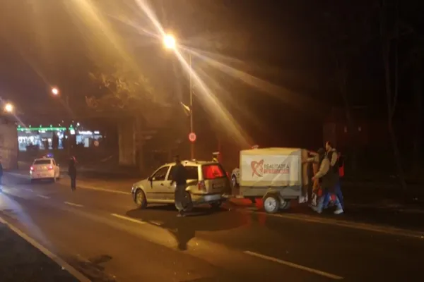 Trei mașini implicate într-un accident