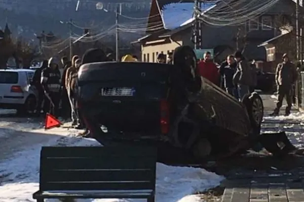 Accident cumplit, în Suceava: 3 victime, după ce mașina a intrat pe contrasens