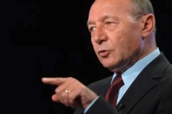Traian Băescu: PSD are posibilitatea să ţină Guvernul Orban într-un interimat până la toamnă