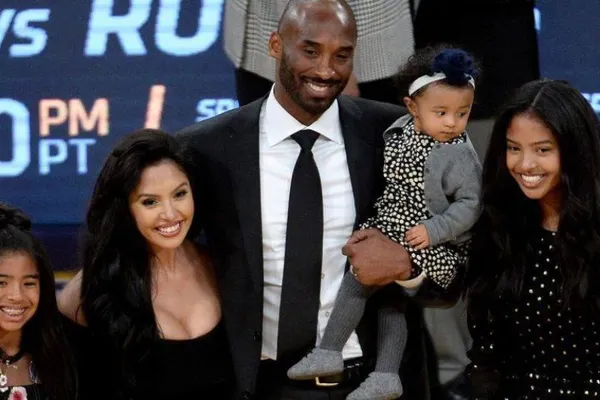 Impresionant! Prima reacție a soției lui Kobe Bryant după groaznicul accident de duminică