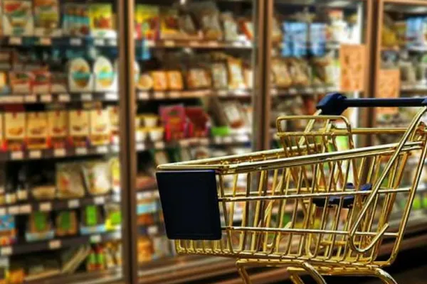 Un nou val de scumpiri după majorările anunțate de Guvern: Ce produse vor avea prețuri mai mari la 1 ianuarie 2023