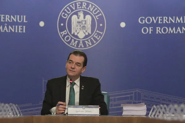 Anticipatele, în linie dreaptă. Guvernul își asumă răspunderea pentru alegerea primarilor în două tururi