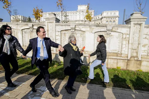 Guvernul Orban s-a investit în funcție folosindu-se de propaganda anti PSD