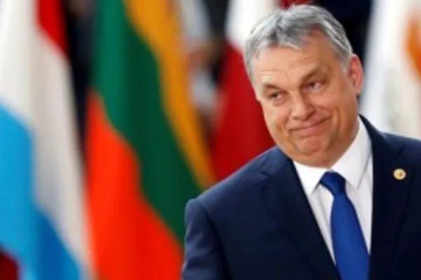 Culisele statului paralel | Liderii AUR acuză că Ungaria cumpără Transilvania la bucată. Ce proiecte finanțează guvernul de la Budapesta în România