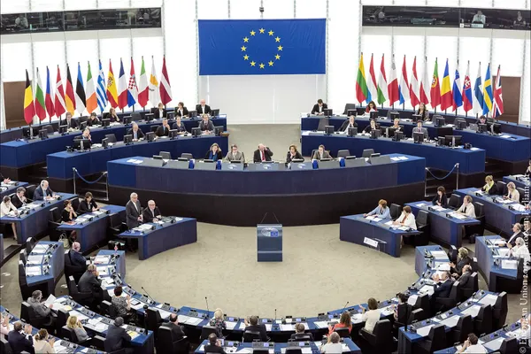 Parlamentul European, ținta unui atac cibernetic la scurt timp după ce s-a votat că Rusia e stat terorist