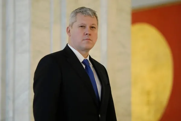 Deputații AUR au depus moțiunea simplă împotriva ministrului Cătălin Predoiu VIDEO