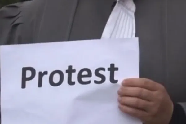 Grefierii protestează pe termen nelimitat. Cum este afectată activitatea instanțelor - Lista revendicărilor