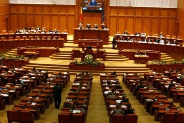 Eliminarea pensiilor speciale pentru parlamentari, un act de curaj. Cine a făcut anunțul