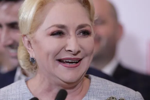 Dăncilă: ”Din cauza guvernării liberale, copiii din România nu au azi, de ziua lor, alocații de 300 de lei pe lună”