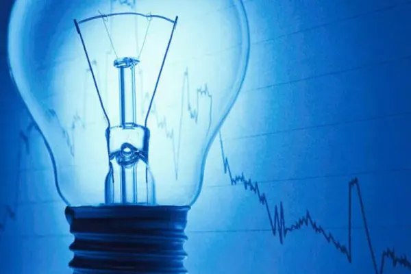 Ucraina începe exporturile de energie electrică către UE. Primele livrări, în drum spre România