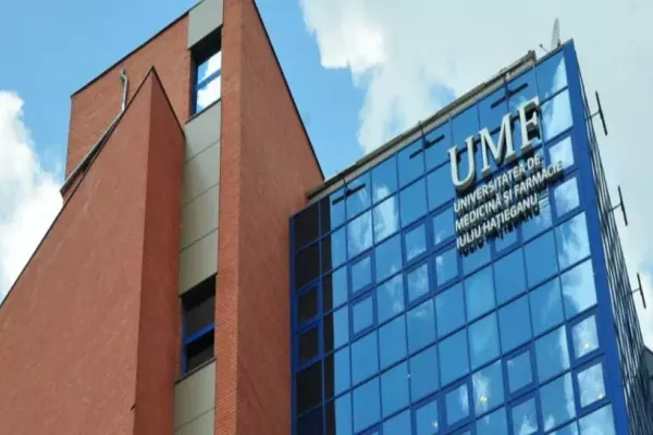 Universitatea de Medicină și Farmacie Cluj îi obligă pe studenții și profesorii întorşi din Italia să stea în carantină 14 zile