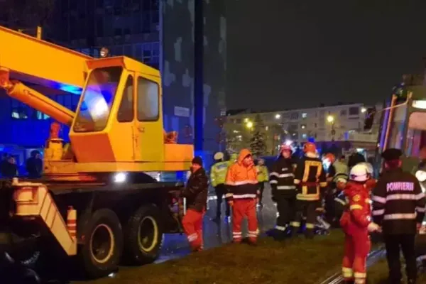 Accident la Iași: Un bărbat a murit, după ce a fost călcat de tramvai