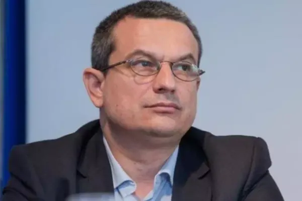 Asztalos Csaba (CNDC): Guvernul îi poate avantaja pe cei vaccinați. Are obligația să asigure sănătatea publică