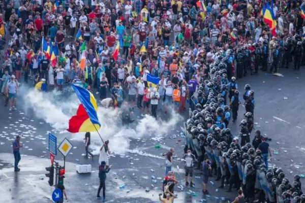 Începe judecata în dosarul 10 august, după 6 ani de la protestele violente! Foștii șefi ai Jandarmeriei, vizați