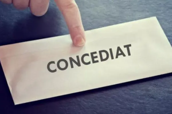 Criză pe piața muncii: Peste 200.000 de români vizați de concedieri în 2026. Sectoarele cele mai afectate