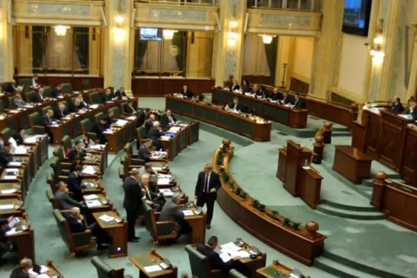 Senatul a respins propunerea de impozitare a pensiilor speciale