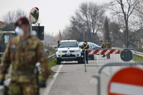 Experiment REUȘIT: testarea întregii populații unui orășel din Italia, cheia succesului în lupta cu COVID-19