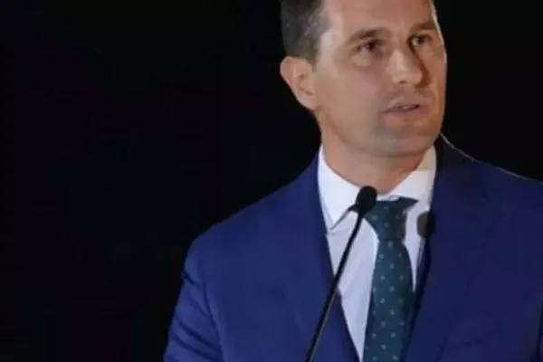 Un senator, amendat pentru viteză. El s-ar fi scuzat în fața polițiștilor că are coronavirus