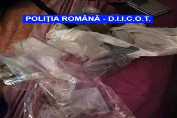 Cocaină și canabis aduse din Belgia, tranzacționate în parcarea unui restaurant din Drobeta Turnu Severin