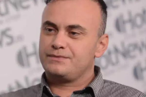 Adrian Marinescu la REALITATEA.NET: Trebuie să înțelegem că, uneori, masca e la fel de necesară și în exterior