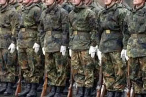 Germania îşi mobilizează rezerviştii din armată împotriva COVID-19
