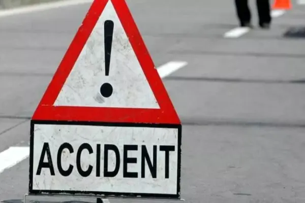 Accident rutier într-un sens giratoriu din municipiul Giurgiu. Un bărbat a fost rănit