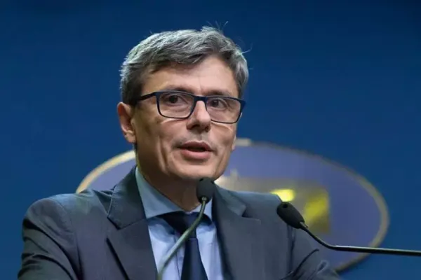 Ministrul Economiei la Realitatea Plus: Cred că, în turism, lunile iulie, august au încasări mai mari decât anul trecut